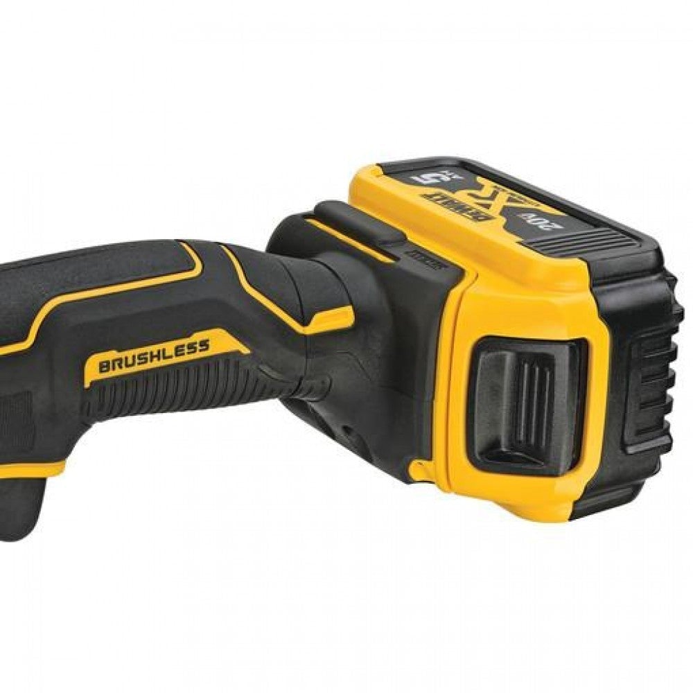 DeWalt DCM849P2 20V MAX XR 7′′ Cordless Variable Speed Rotary Polisher Kit