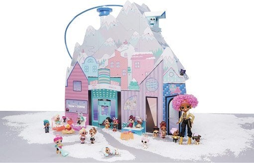 L.O.L. Surprise! O.M.G. Winter Chill Cabin Wooden Doll House with 95+ Surprises, Hot Tub and Real Ice Skating Rink